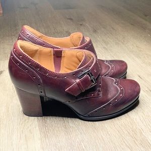 Clarks | Wine Vintage Oxfords | 9.5